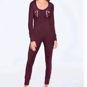 COPY - Victoria’s Secret I PINK Candy Cane Pajama Onesie Size Medium